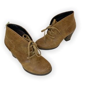 CLARKS Alpine Melt Leather Ankle Boot Vintage Look